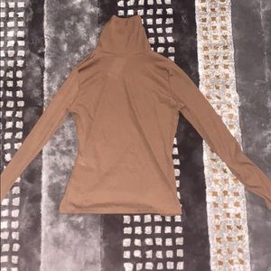Cropped Turtle Neck(want it gone))